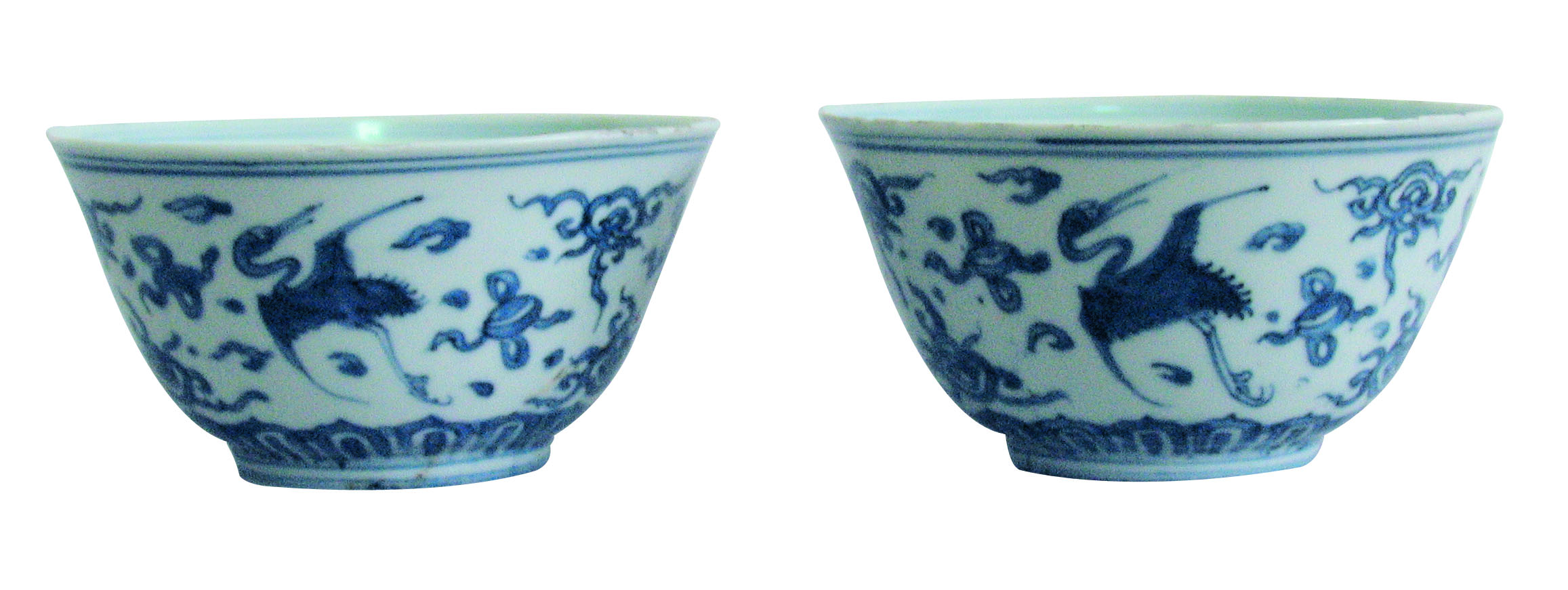 A-52  青花仙鶴雜寶紋碗一對(duì)